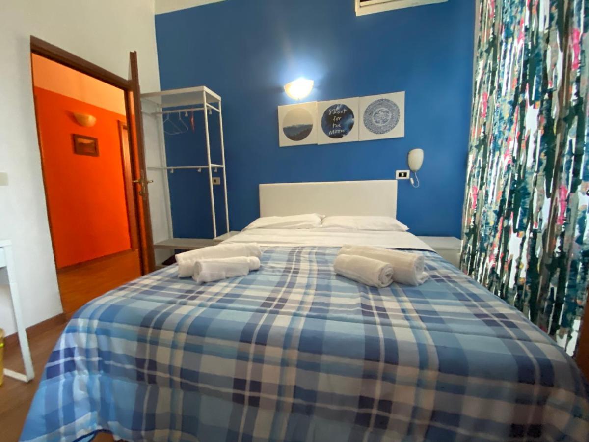 Freedom Traveller Hostel Rome Exterior photo